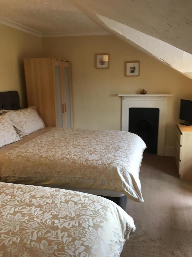 The Townhouse B And B Aylesbury  Eksteriør billede